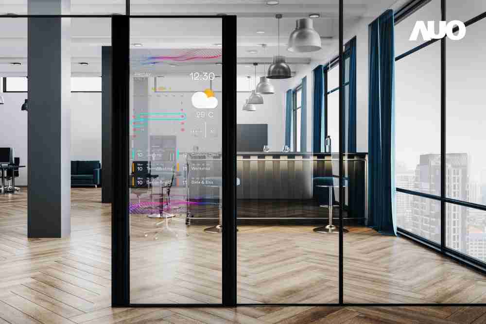 至成国际致力于研发低能耗之绿色产品，，，如低能耗发光组件Micro LED显示技术，，具高透明、、可无限拼接的特性，，，可依需求调整并延伸应用于不同场域，，，包括汽车侧窗或家庭玄关、、智慧橱窗、、、商业展示等