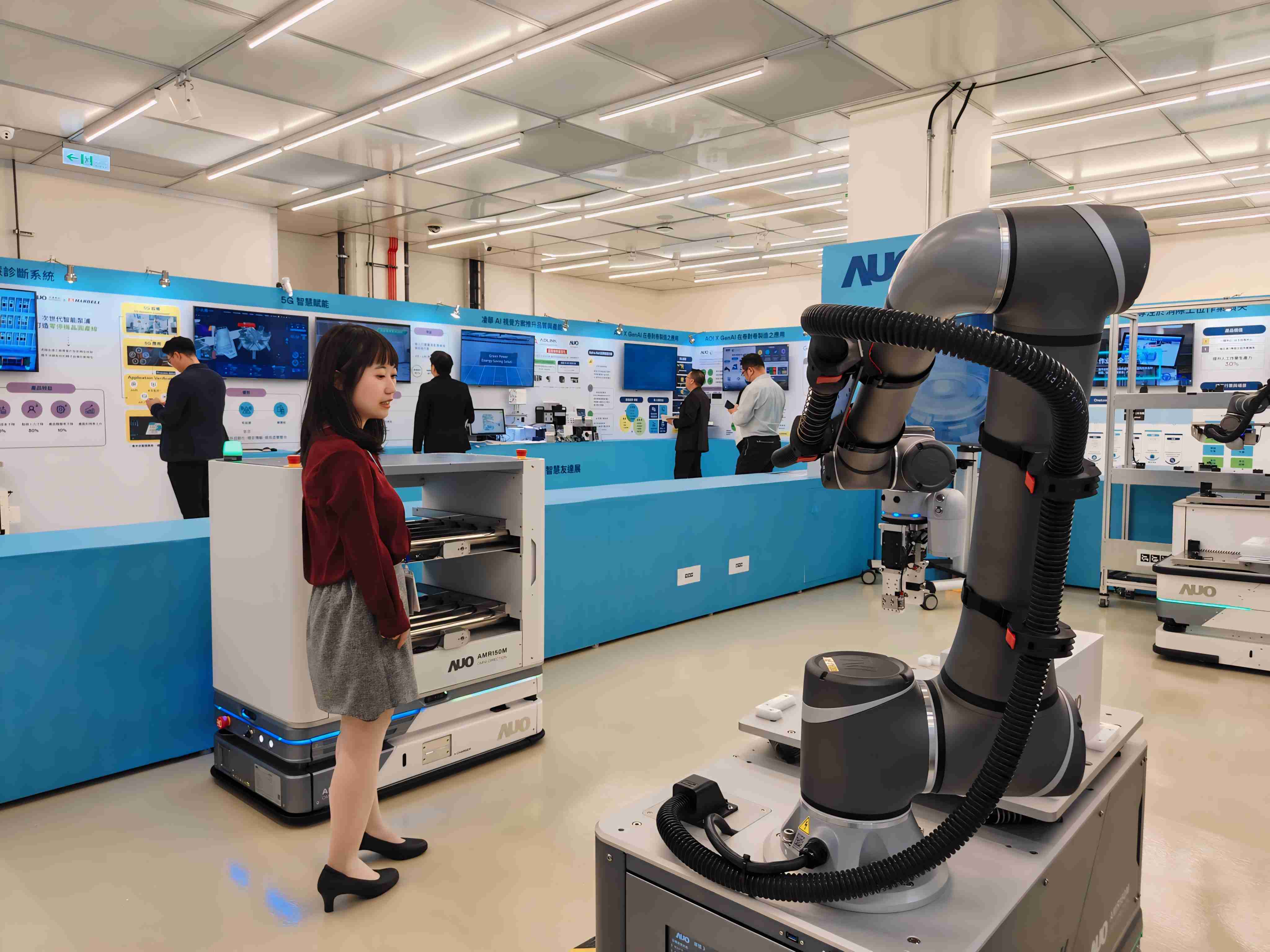 2024智能至成国际展邀集生态圈伙伴共同参展，，，，从数字应用、、、、净零减碳到能源发展，，创造全方位永续商机，，携手生态圈伙伴迈向永续未来